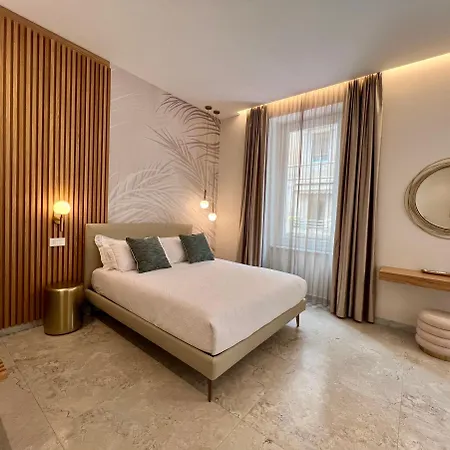 Elegant 게스트하우스 4*