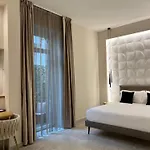 Elegant 4*