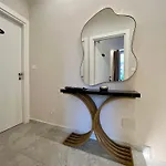 Elegant بيت ضيافة 4*